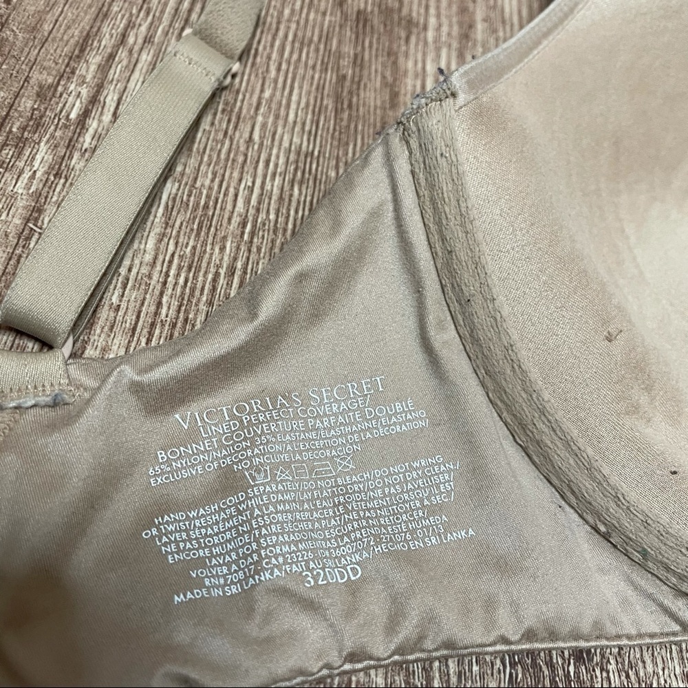 Victoria Secret Lined Perfect Coverage Bra - Picture 3 of 3